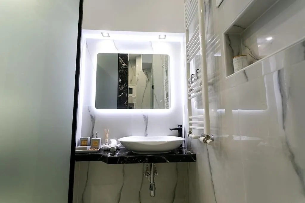 سالونيك Center Marble Suite 40Sqm Gas Heating 2Smarttv Optical Fiber - Secured24H Private Entrance 0*,