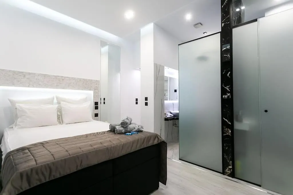 Center Marble Suite 40Sqm Gas Heating 2Smarttv Optical Fiber - Secured24H Private Entrance location