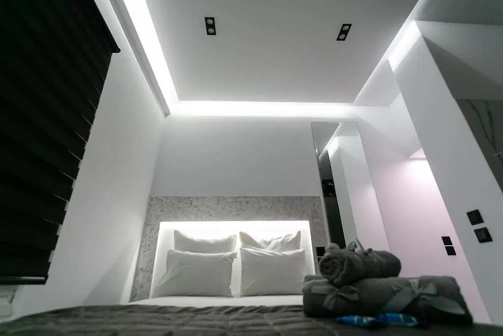 Center Marble Suite 40Sqm Gas Heating 2Smarttv Optical Fiber - Secured24H Private Entrance 塞萨洛尼基 希腊