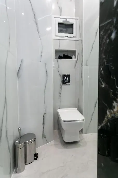 公寓 Center Marble Suite 40Sqm Gas Heating 2Smarttv Optical Fiber - Secured24H Private Entrance 塞萨洛尼基