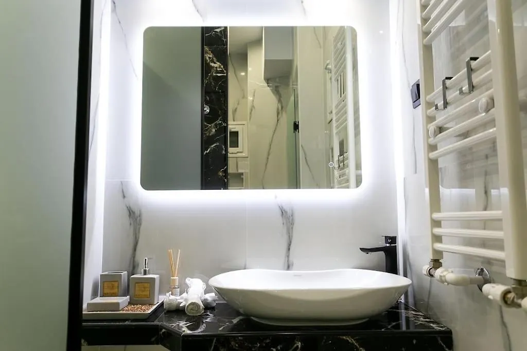 公寓 Center Marble Suite 40Sqm Gas Heating 2Smarttv Optical Fiber - Secured24H Private Entrance 塞萨洛尼基 希腊